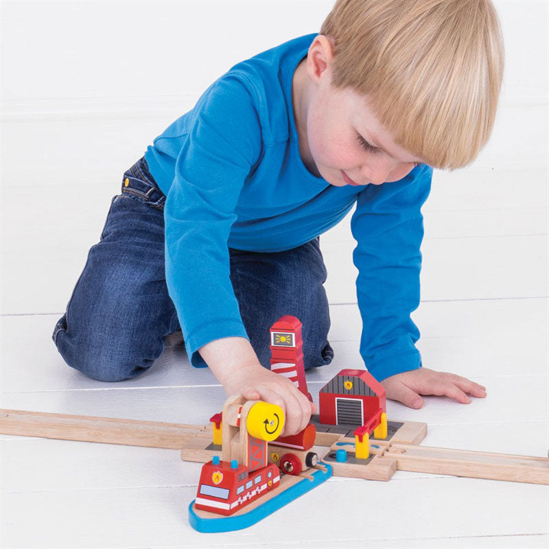 Afbeelding laden in galerijviewer, Bigjigs houten rails - brandweerhaven
