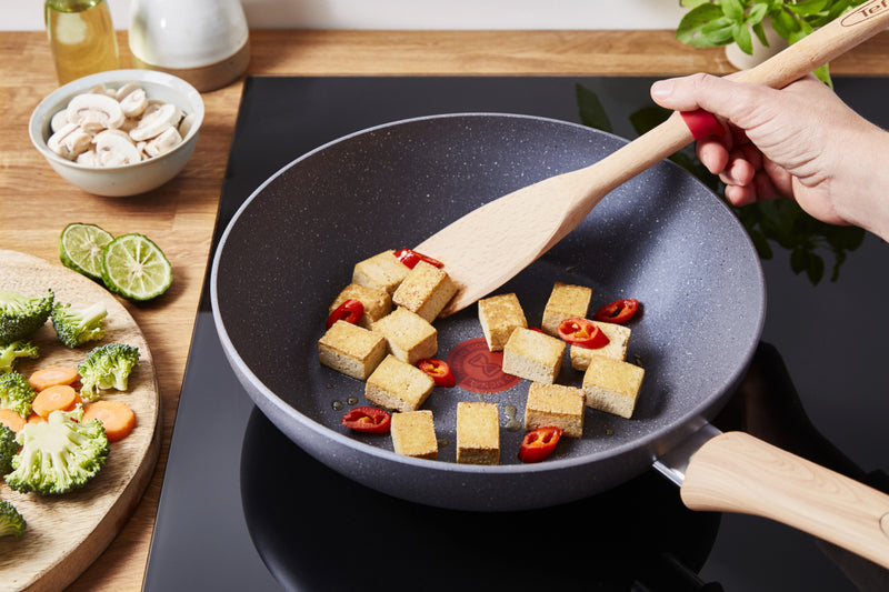 Afbeelding laden in galerijviewer, Tefal natural force wokpan 28 cm
