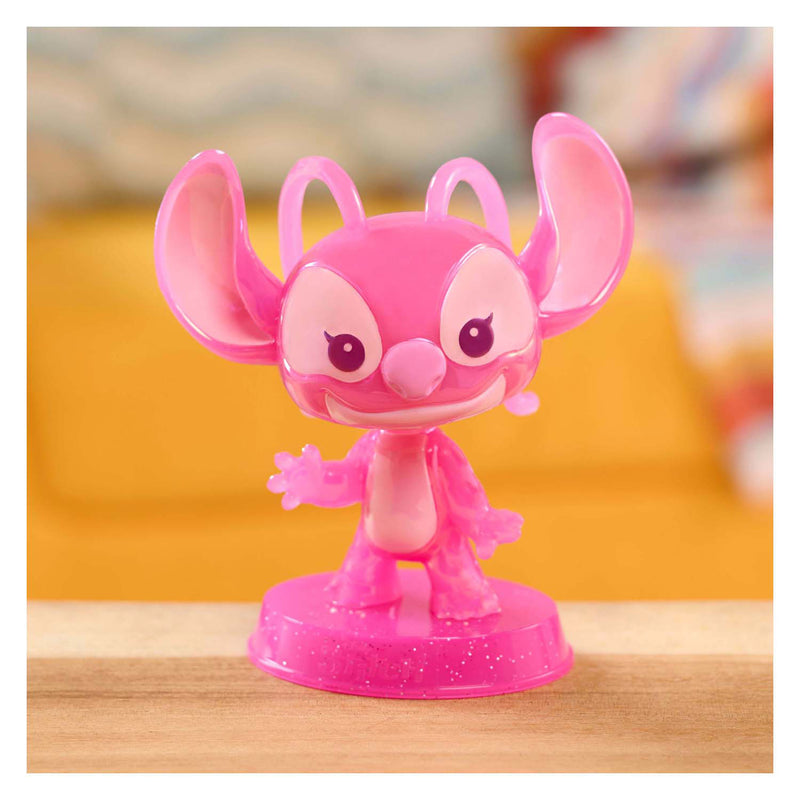 Afbeelding laden in galerijviewer, Spectron speelfiguur met wiebelhoofd stitch angel
