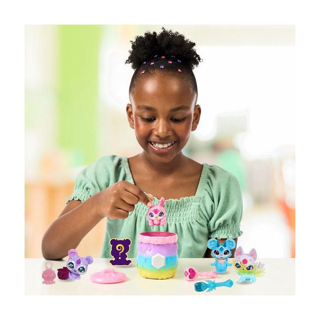 Afbeelding laden in galerijviewer, Moose Toys Mixies Mixlings Verzamelketels Magische Regenboog, 5-Pack

