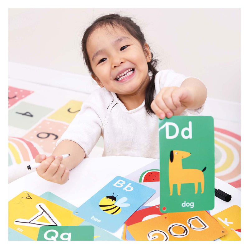 Afbeelding laden in galerijviewer, Banana panda laten we letters schrijven en wissen - educatief speelgoed 3+
