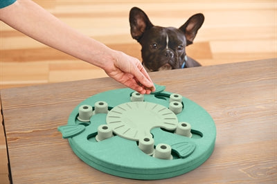 Nina ottosson dog worker composiet 34,5x34,5x5 cm