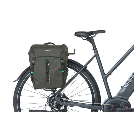 Basil enkele tas discovery 365d m mik 9l 12 x 25 x 33 cm - zwart