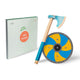 Woodsy viking houten bijl met schild. 4+