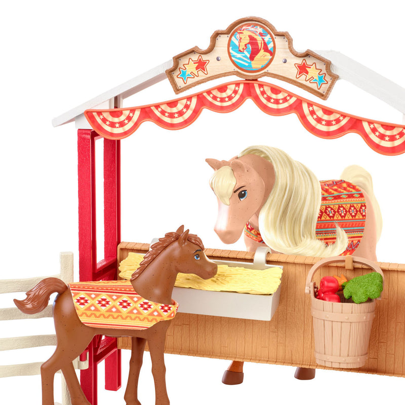 Afbeelding laden in galerijviewer, Mattel spirit stallen
