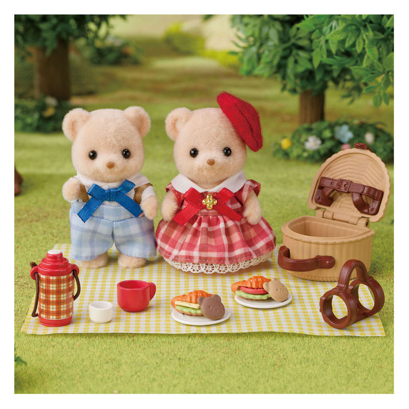 Afbeelding laden in galerijviewer, Sylvanian families 5853 biscuit beer zus en broer - picknick set
