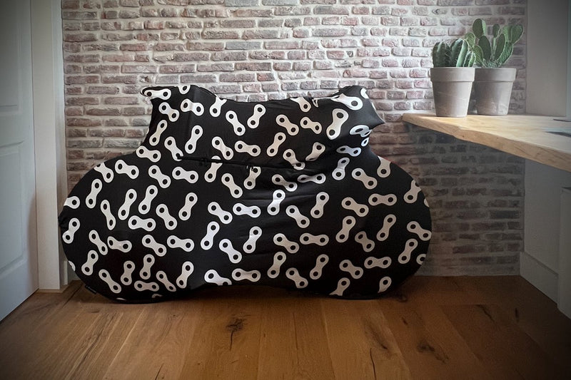Afbeelding laden in galerijviewer, Ds covers Fietssok CHAINS geschikt voor op de fietsdrager zwart
