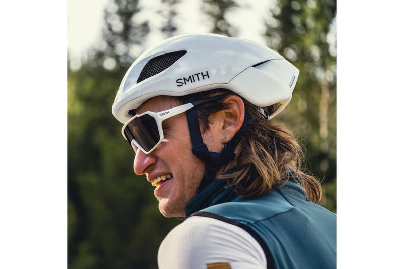 Afbeelding laden in galerijviewer, Smith Helm ignite mips white matte white
