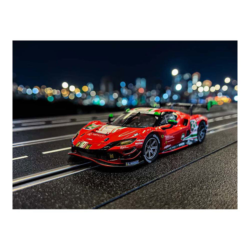 Afbeelding laden in galerijviewer, Carrera evolution ferrari 296 gt3 'af corse, no.21' - 1:32
