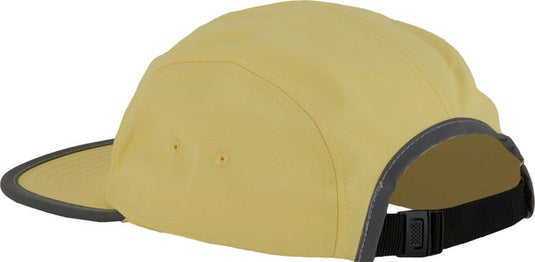 Capsuled 5 panel reflective flex cap