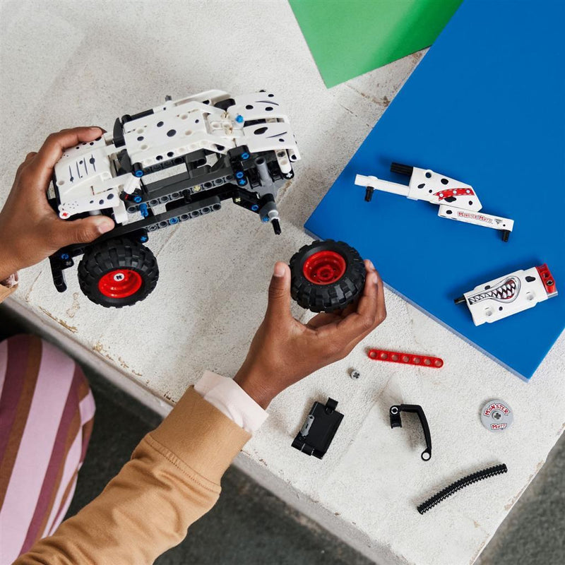 Afbeelding laden in galerijviewer, Lego Technic 42150 Monster Jam Monster Mutt Dalmatian
