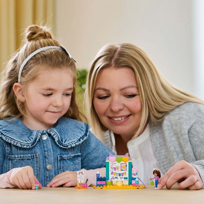 Afbeelding laden in galerijviewer, Lego 10795 gabby's dollhouse knutselen met babykit
