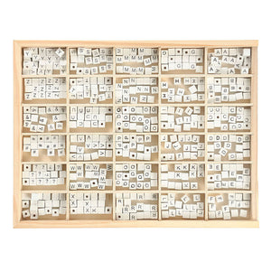Creativ company https: www.cchobby.nl letterkralen-a-z-en-blanco-afm-8x8-mm-gatgrootte-3-mm-wit-750-div-1-doos