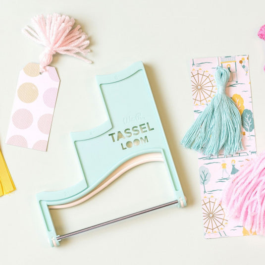 We r makers • tassel loom