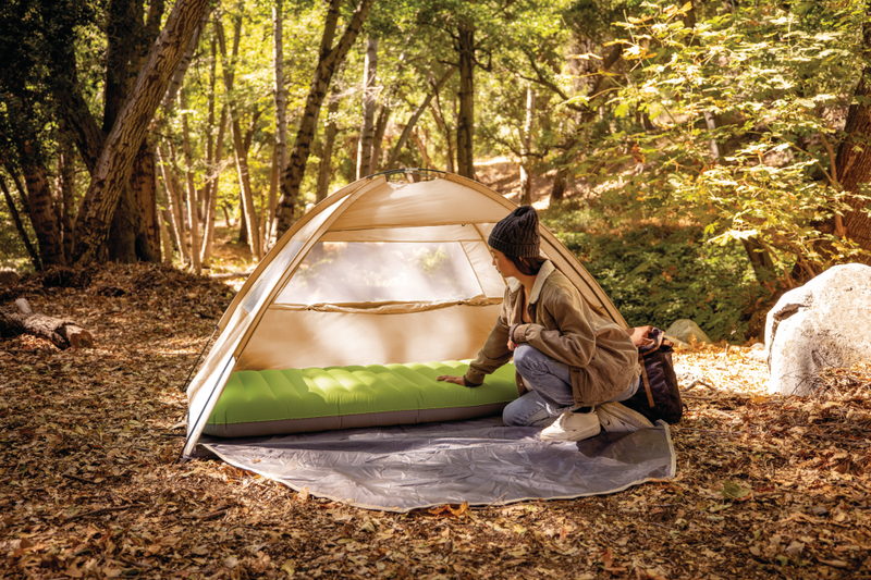 Afbeelding laden in galerijviewer, Intex 64097np truaire twin dura-beam camping mattress met quickfill usb150 luchtpomp 191x76x17cm
