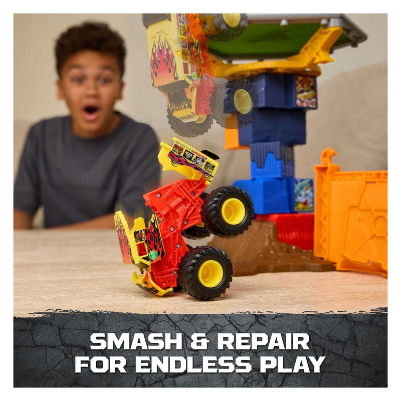 Afbeelding laden in galerijviewer, Monster jam spin master speelgoed crash course set met monstertruck 1:64.

