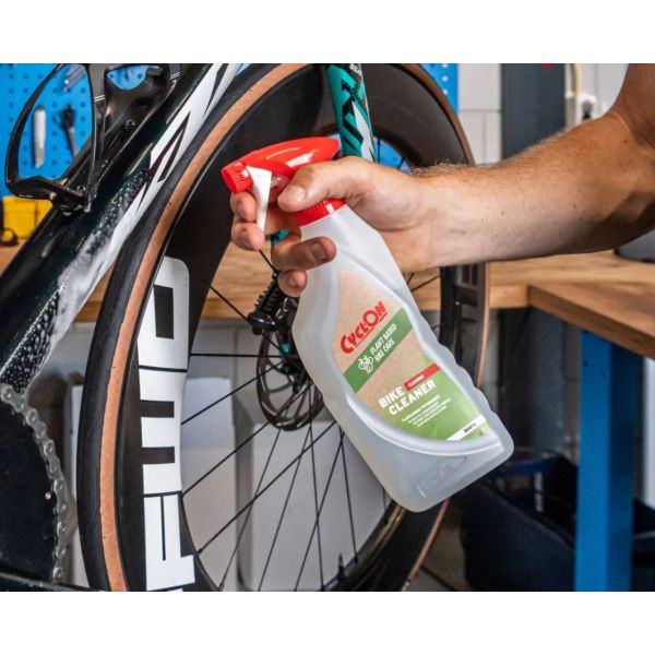 Afbeelding laden in galerijviewer, Cyclon Fietsreiniger plant based sproeifles 500ml
