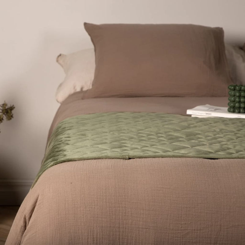 Afbeelding laden in galerijviewer, Venture Home Venture Home Bedsprei Jilly 80x260 cm polyester groen
