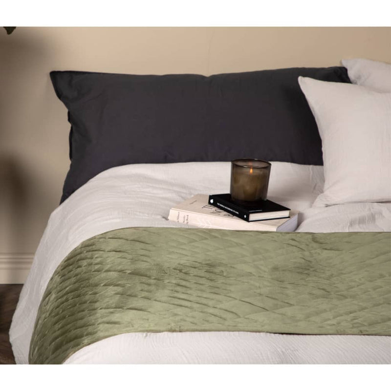 Afbeelding laden in galerijviewer, Venture Home Venture Home Bedsprei Jilly 80x260 cm polyester groen
