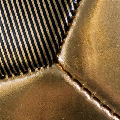 Afbeelding laden in galerijviewer, Sportx mini voetbal gold metallic 16cm 160-180gr.

