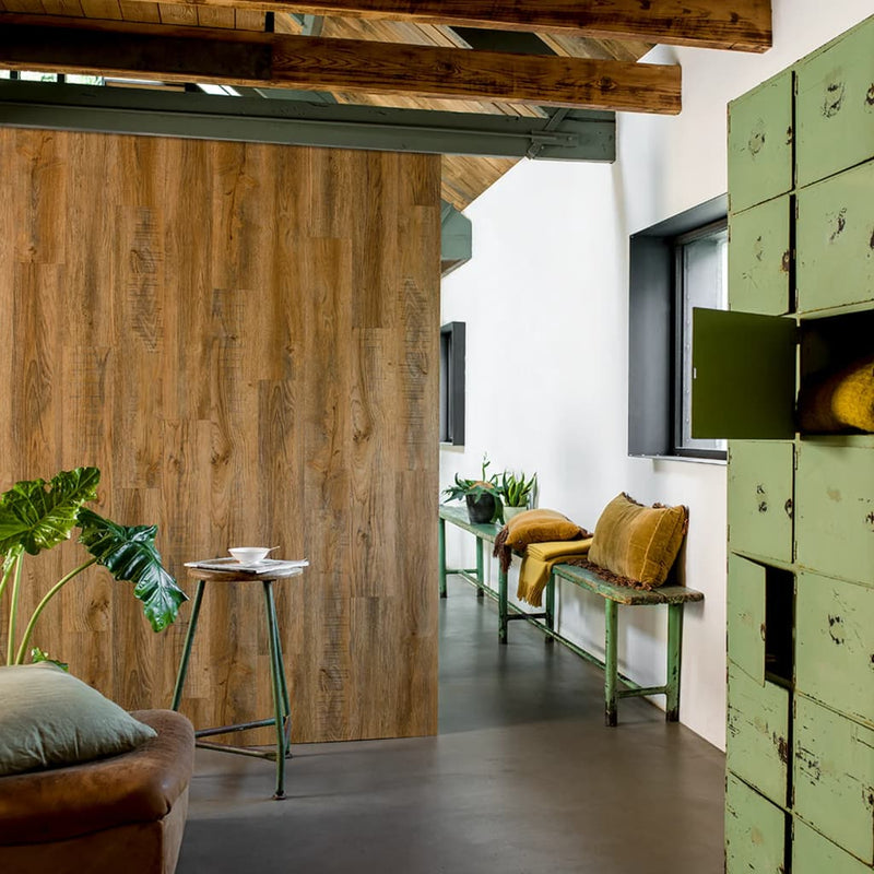 Afbeelding laden in galerijviewer, Wallart planken hout-look gerecycled eikenhout vintagebruin
