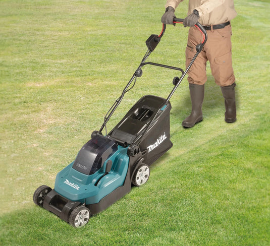 Makita dlm382z | 2x 18v accu grasmaaier | 38 cm | zonder accu's en laders - dlm382z