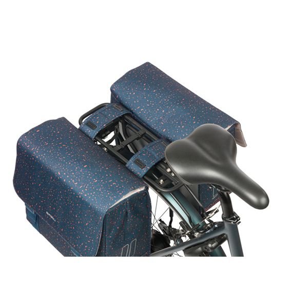 Afbeelding laden in galerijviewer, Basil dubbele fietstas flair 35 liter - navy
