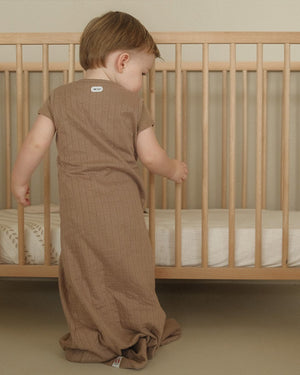 Lodger hopper - hydrofiele slaapzak baby - bruin - 0.3 tog - 80cm - biologisch katoen - zomerslaapzak babyslaapzak