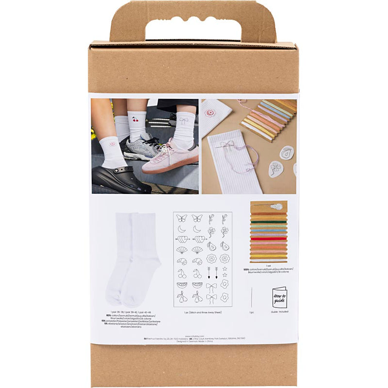 Afbeelding laden in galerijviewer, Creativ company hobbyset borduurwerk sokken wit
