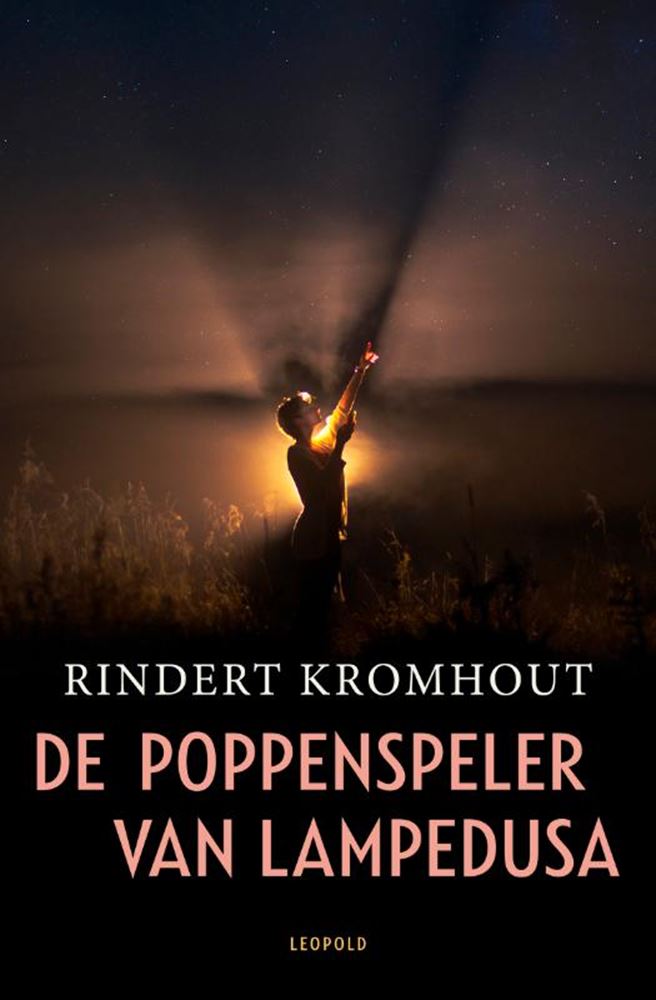 Afbeelding laden in galerijviewer, De poppenspeler van lampedusa. 15+
