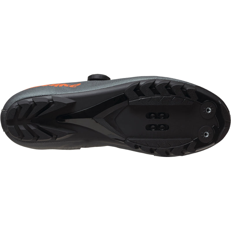 Afbeelding laden in galerijviewer, Buzaglo catlike mtb schoenen whisper x1 mtb nylon maat 46 grijs
