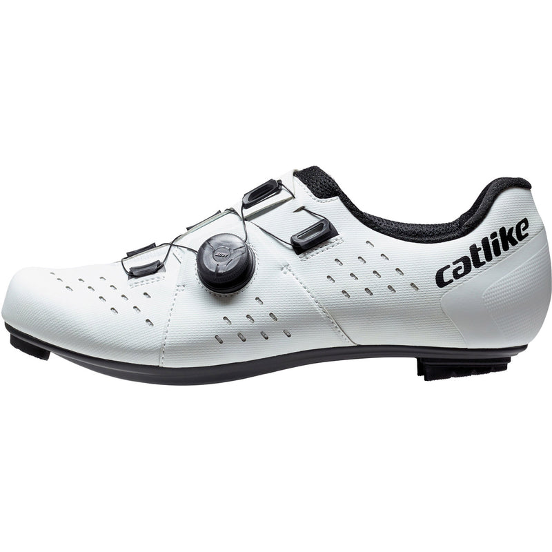 Afbeelding laden in galerijviewer, Buzaglo catlike raceschoenen whisper r2 maat 44 wit
