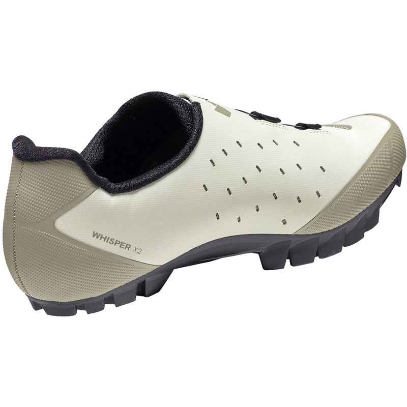 Afbeelding laden in galerijviewer, Buzaglo catlike mtb schoenen whisper x2 maat 39 beige
