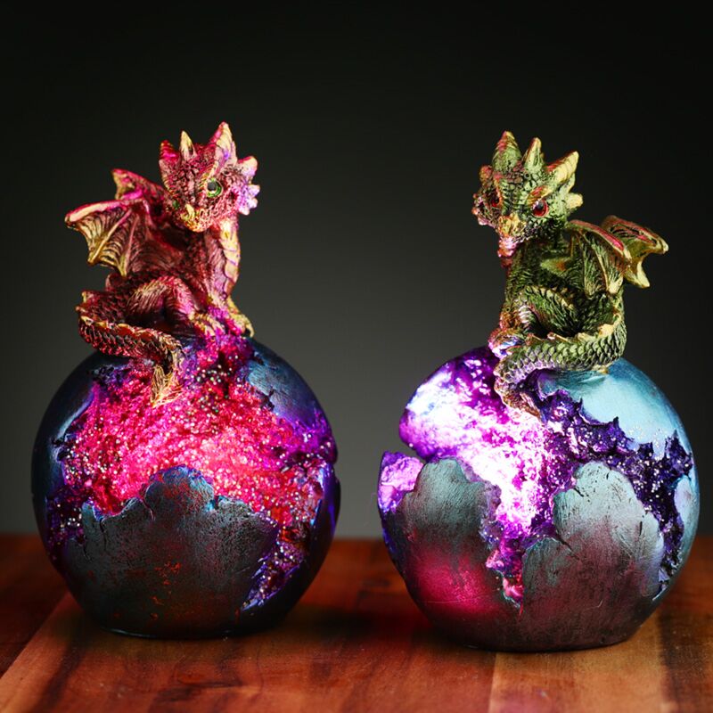 Afbeelding laden in galerijviewer, Baby draak led geode drakenei
