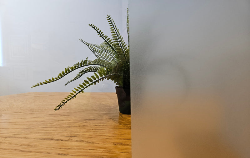 Afbeelding laden in galerijviewer, Kenro anti reflectie spray mat voor witte ondergrond
