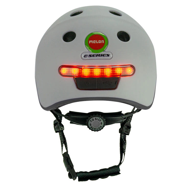 Afbeelding laden in galerijviewer, Melon helm met verlichting e-series metropolis m-l
