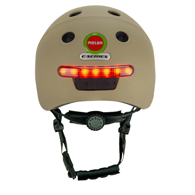 Afbeelding laden in galerijviewer, Melon helm met verlichting e-series moonlight xl-xxl
