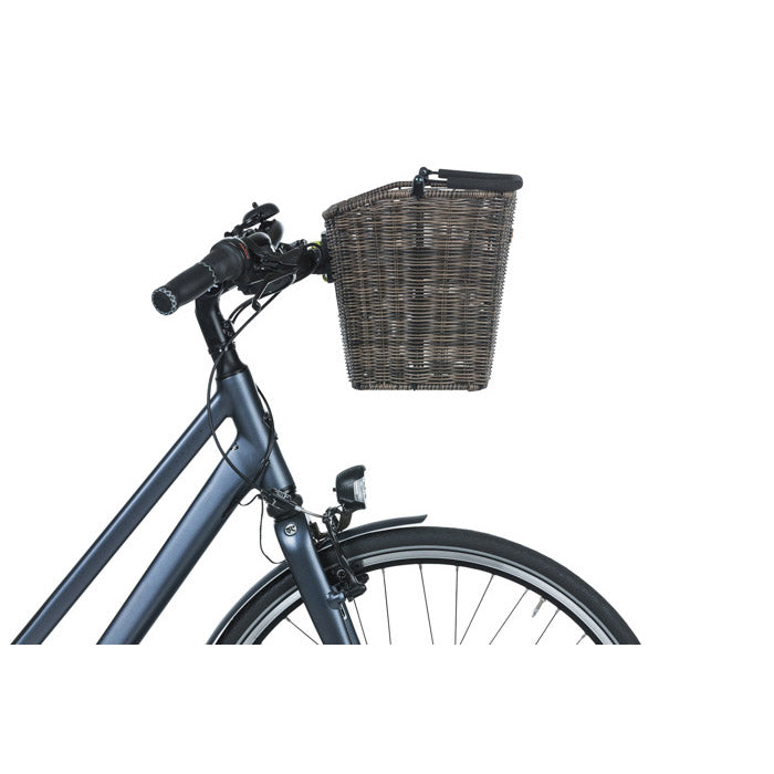 Afbeelding laden in galerijviewer, Basil Bremen Rattan Look KF - fietsmand - voorop - donkerbruin
