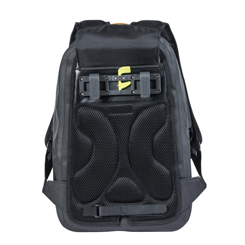 Afbeelding laden in galerijviewer, Basil Urban Dry Backpack - waterdichte fietsrugzak - grijs
