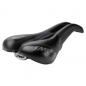 Smp zadel trk medium zwart mat
