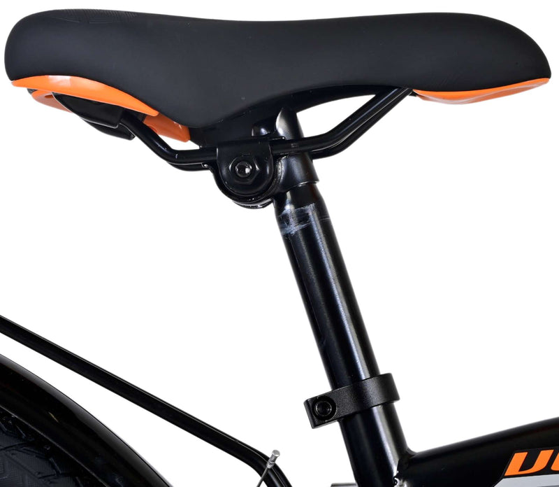 Afbeelding laden in galerijviewer, Volare Thombike Kinderfiets Jongens 26 inch Zwart Oranje Twee Handremmen

