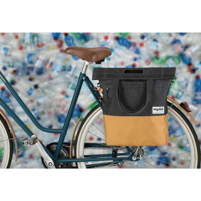 Afbeelding laden in galerijviewer, Urban Proof 20L fietstas - grijs-geel - unisex - waterbestendig - gerecycled PET materiaal
