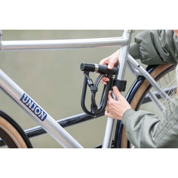 Afbeelding laden in galerijviewer, Axa beugelslot newton mini pro + cable 100 10 - zwart
