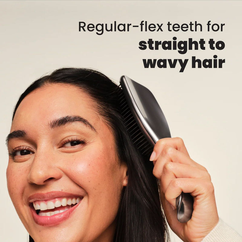 Afbeelding laden in galerijviewer, Tangle teezer the ultimate detangler chrome midnight silver
