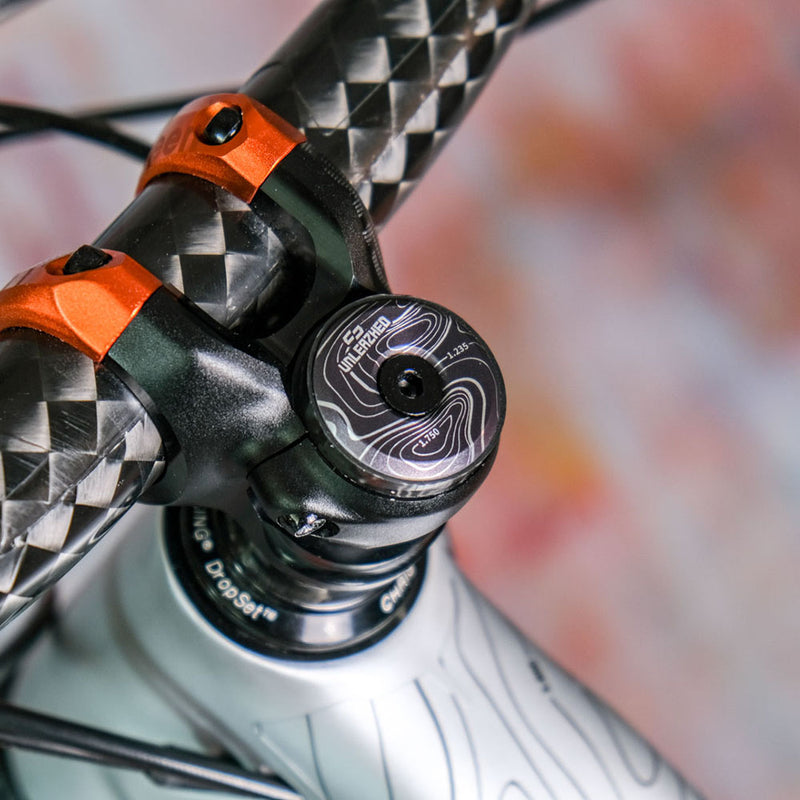 Afbeelding laden in galerijviewer, Unleazhed unscratch - frame protection film topolines black matt
