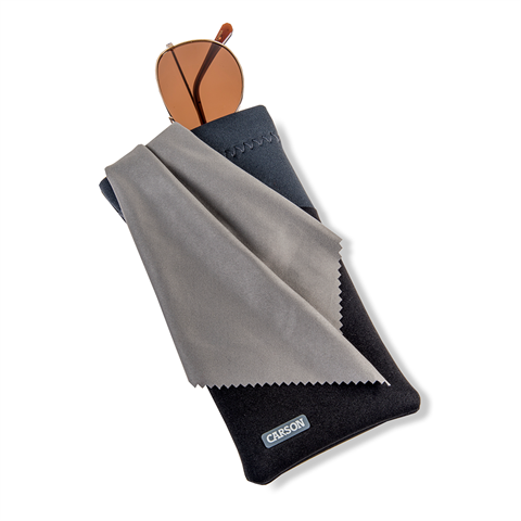 Afbeelding laden in galerijviewer, Carson neoprene brillenhoesje met microvezeldoekje - zwart grijs
