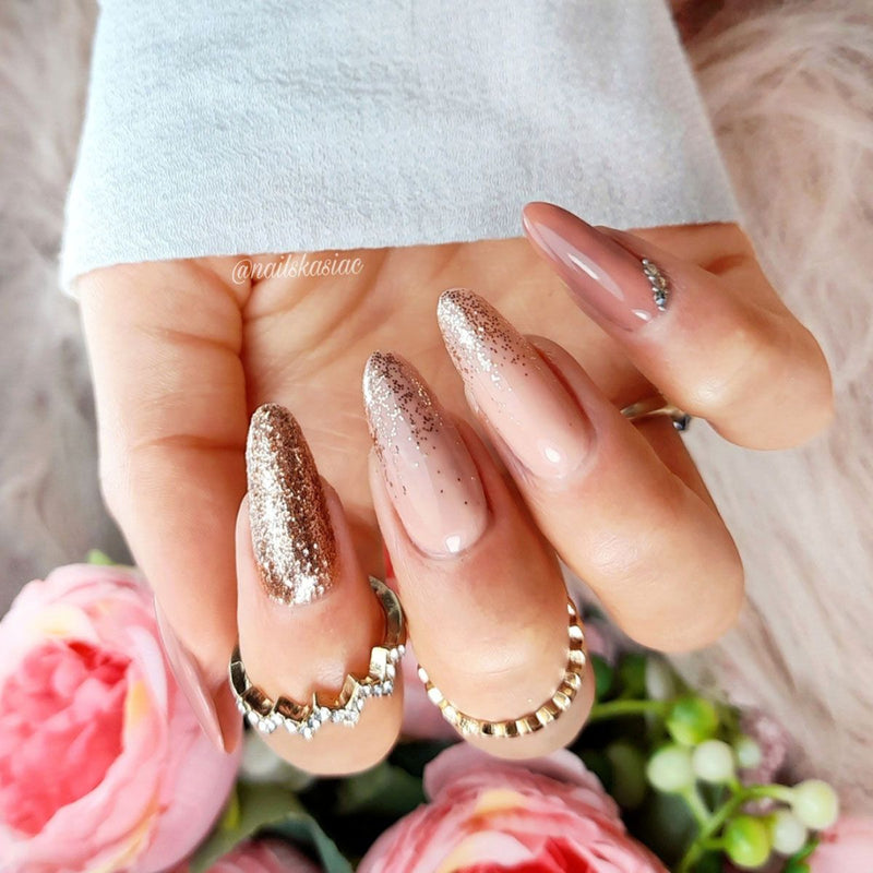 Afbeelding laden in galerijviewer, Claresa uv led gellak 5ml nude 112
