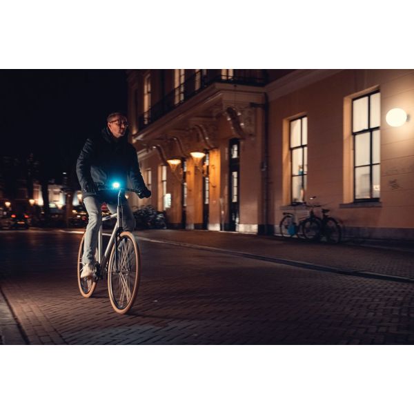 Afbeelding laden in galerijviewer, Axa koplamp dwn front 30 lux - usb-c oplaadbaar
