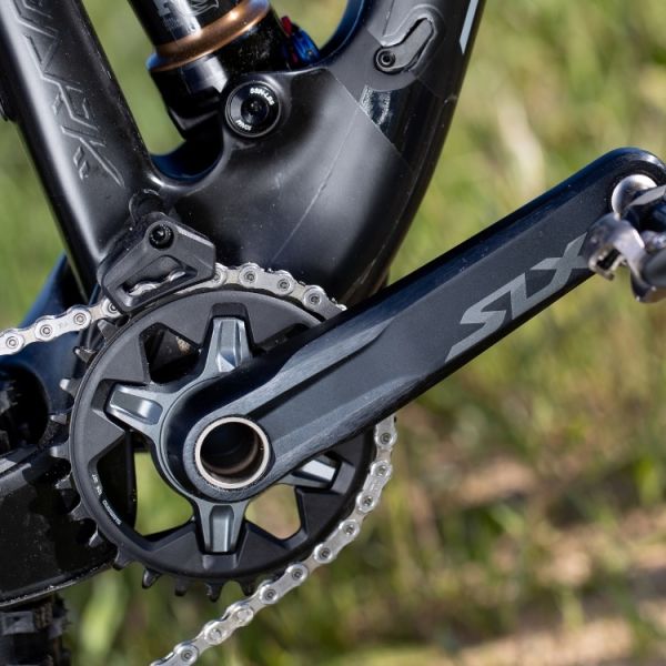 Afbeelding laden in galerijviewer, Shimano - Crankstel 12-speed SLX FC-M7120-1 zonder kettingblad 175 mm - zwart
