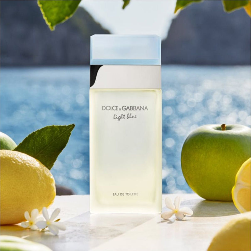 Afbeelding laden in galerijviewer, Dolce gabbana eau de toilette spray light blue 50ml dames

